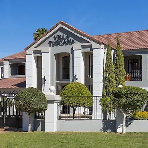 villa-tuscana-boutique-hotel.port-elizabeth-hotel.com/